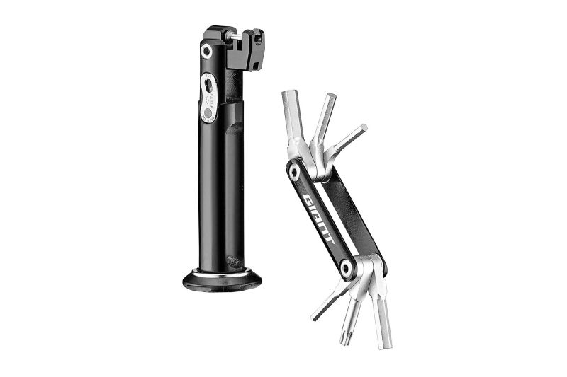 bcprisme/41290_mini-outil_giant_clutch_à_inserer_dans_l_axe_de_pedalier